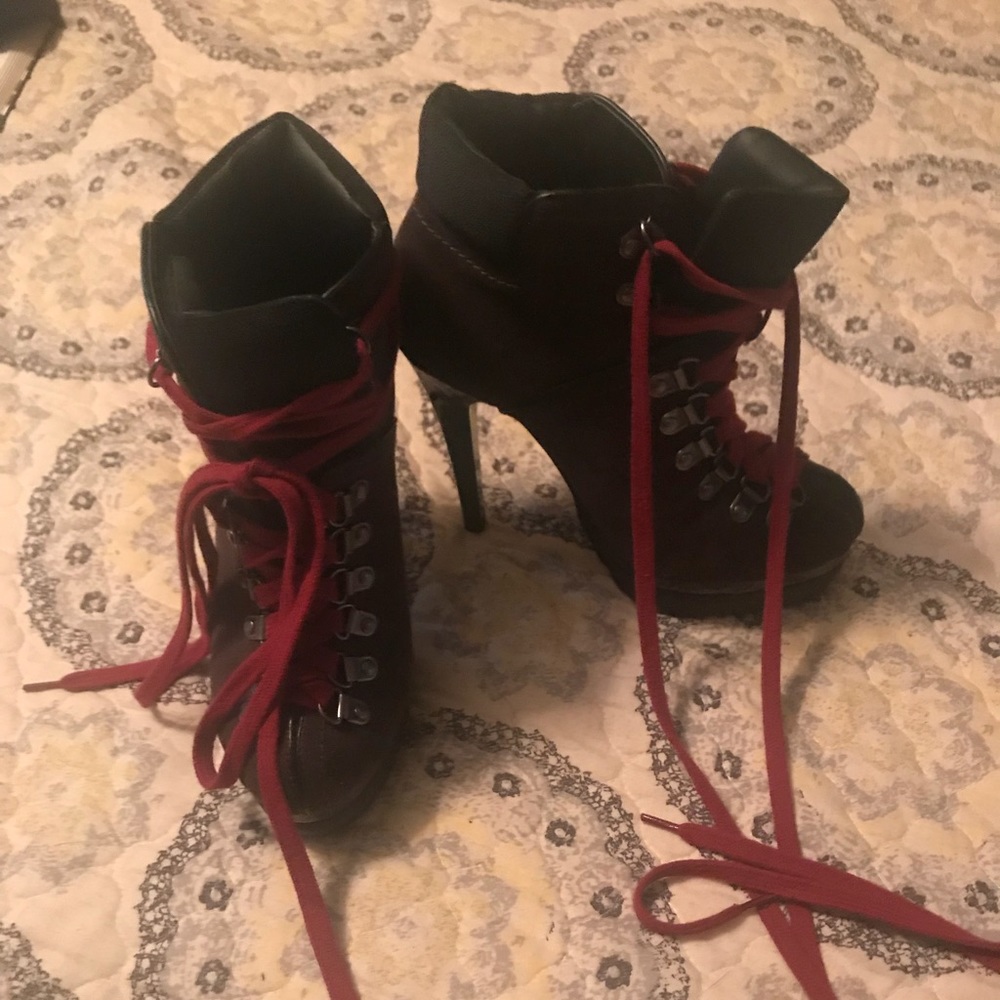 Adorable high heel maroon and chocolate army boots